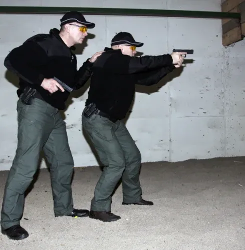 Bratislava Kalashnikov Skydebane