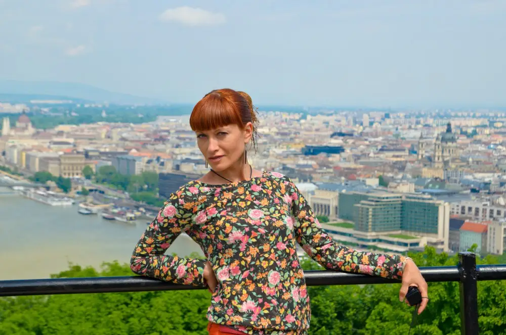 Eszter - Budapest polterabend guide, Polterabender.dk